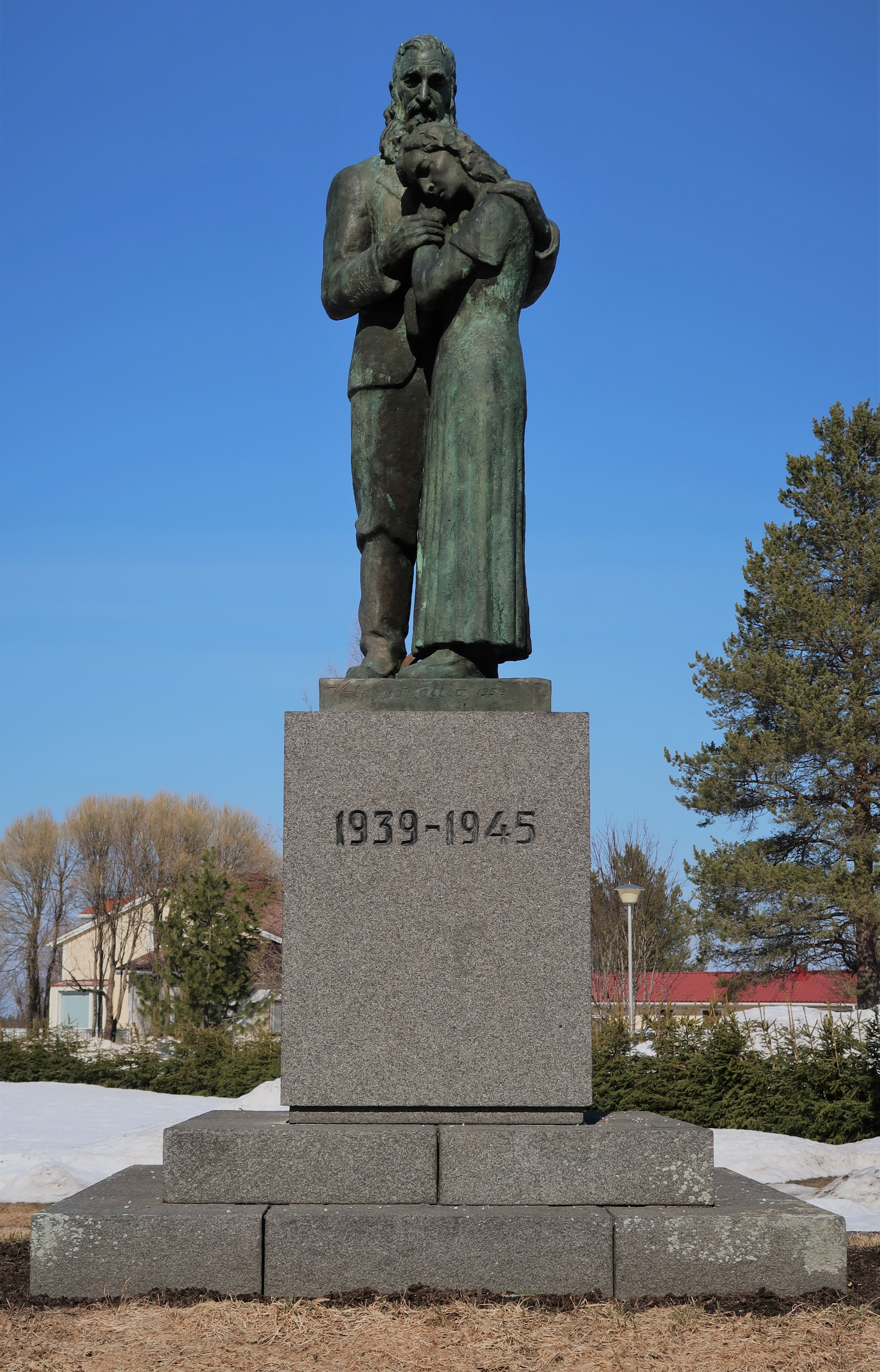 Veteraanijuhla sankaripatsas