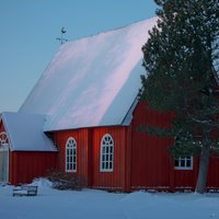Vanha kirkko talvella. Kuva Lea Ruotsalainen